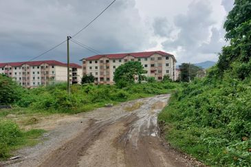 Perdana College Heights