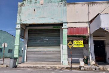 1 Storey Link Factory In Nilai ( 30 feet x 100 ft, 3000 sqft)