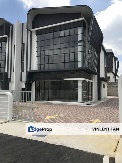 3 Storey Semi Detached Factory In Puchong , Selangor, Puchong