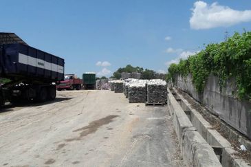 Vacant Industrial Land in Nilai,Negeri Sembilan( size 2 acres)