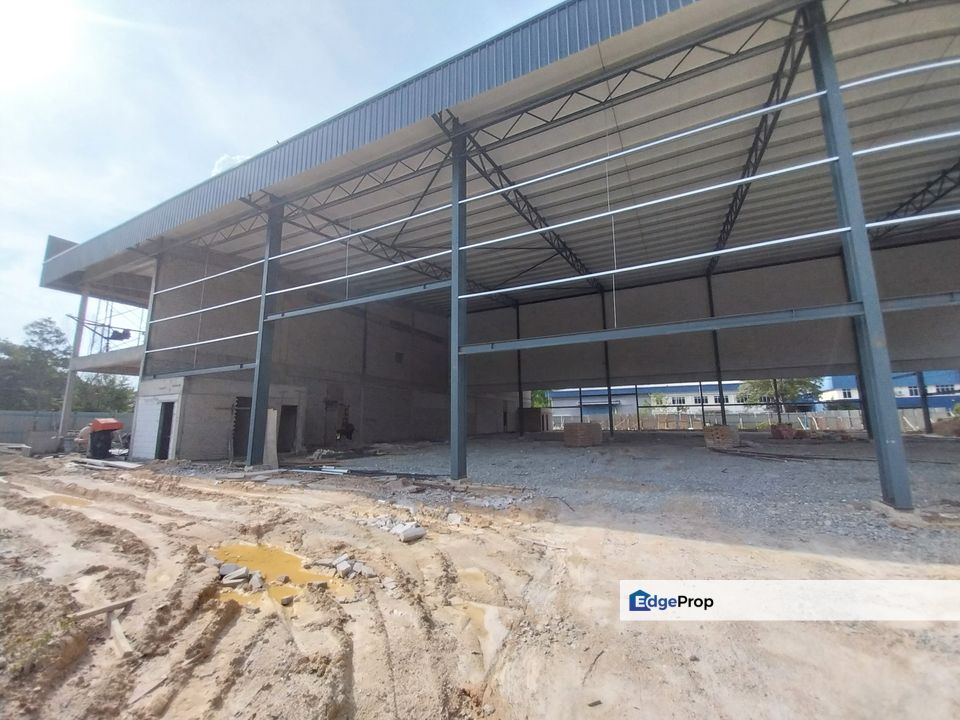 2 Adjoining unit of 2 storey semi detached factory in nilai, Negeri Sembilan, Nilai