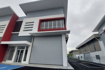 1.5 Storey Semi Detached Factory in Nilai