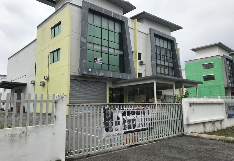 3 Storey Semi Detached Factory In Semenyih