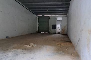 1 Storey Link Factory In Nilai 3,Negeri Sembilan