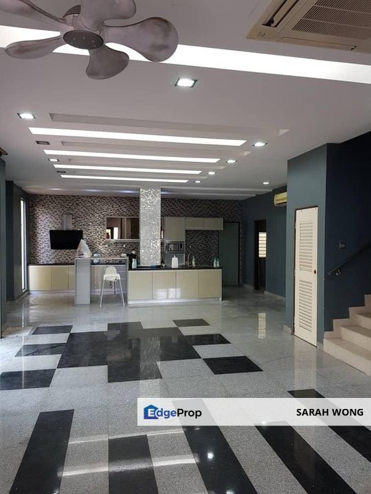 [FOR SALE] Hilltop 3-Storey Semi-D  🔸 Location : Seri Aman Heights, Sungai Buloh 🔸 Asking Price : RM 1.28 Mil (Negotiable), Selangor, Sungai Buloh