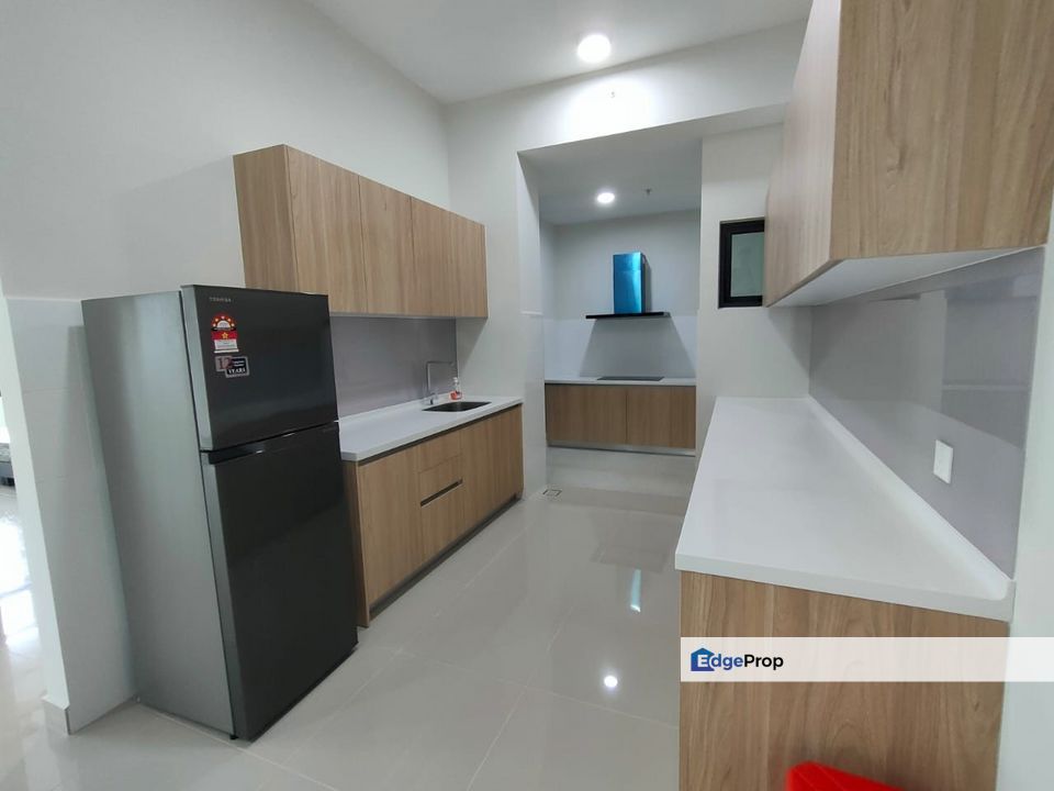 [80M TO LRT STATION - Private Link Bridge] Freehold Residence, Selangor, Ara Damansara