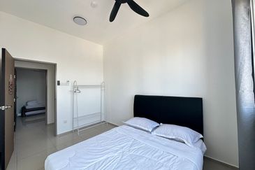 Walking Distance to Aman Central D’Aman Residence Condominium For Rent