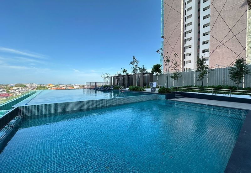 Walking Distance to Aman Central D’Aman Residence Condominium For Rent