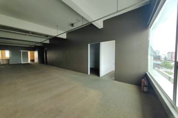 Samila Business Centre