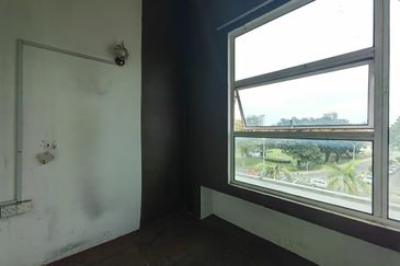 Samila Business Centre