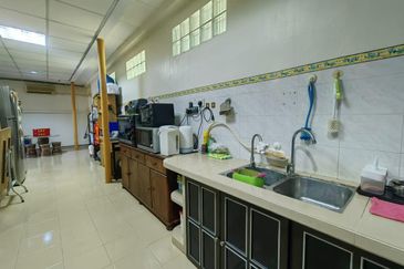 Alor Setar Town Area Double Storey Semi D Taman Merbok Lorong Shariff For Sale