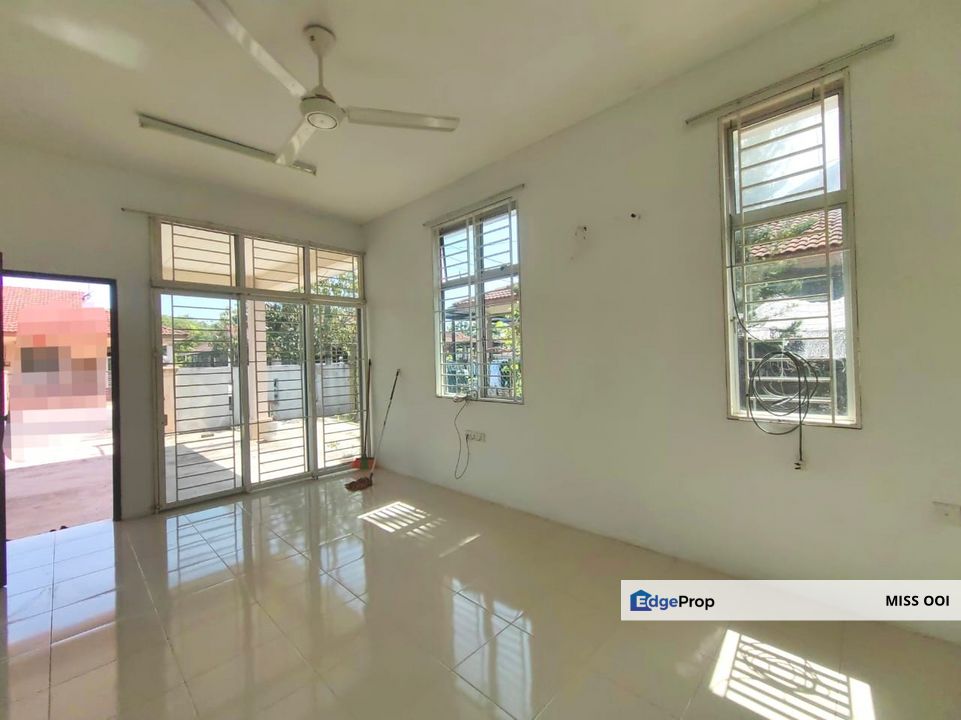 Single Storey Semi D Taman Layar Kuala Kedah For Sale, Kedah, Kuala Kedah