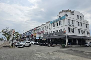 Jalan Pegawai