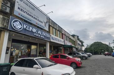 Facing Main Road Double Storey Shoplot Taman Angsana Pokok Sena For Sale