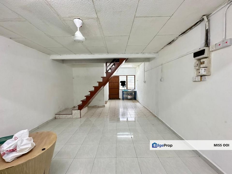 Below Value Double Storey Terrace Taman Bersatu Kuala Kedah For Sale, Kedah, Kuala Kedah