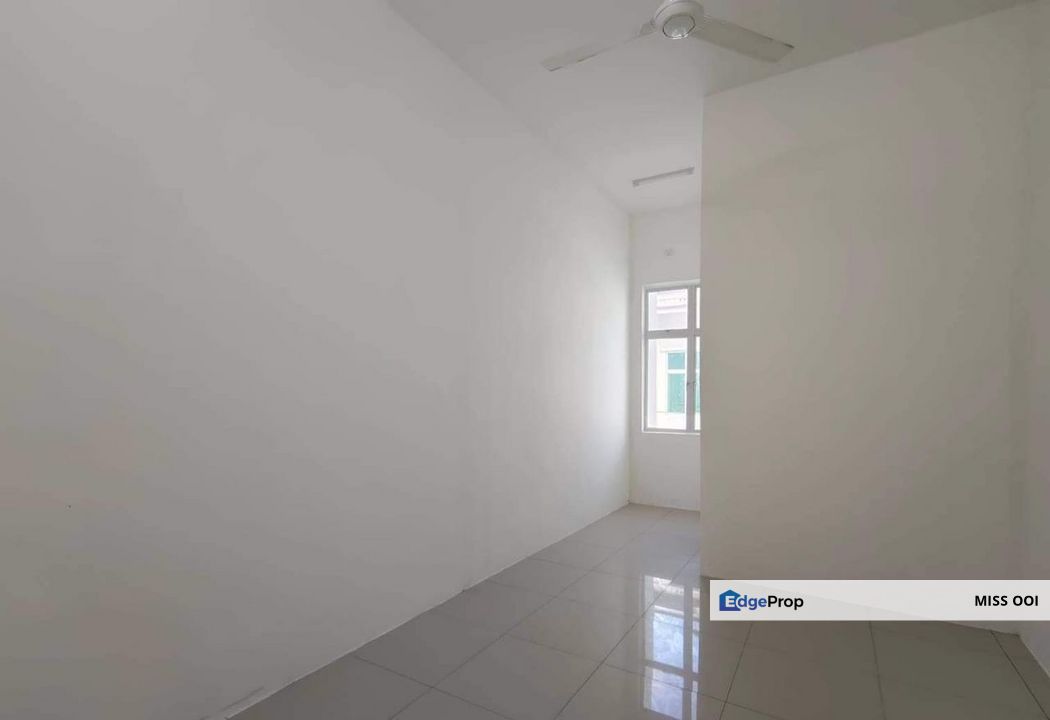 2.5 Storey Terrace Taman Tunku Intan Safinaz Jitra For Sale, Kedah, Jitra