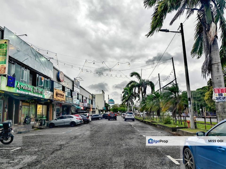 2 Combining Ground Floor Shoplot Kompleks Perniagaan Jelatek Langgar Alor Setar For Rent, Kedah, Alor Setar