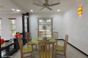 3 Storey Bungalow Darulaman Golf & Country Resort Jitra For Sale