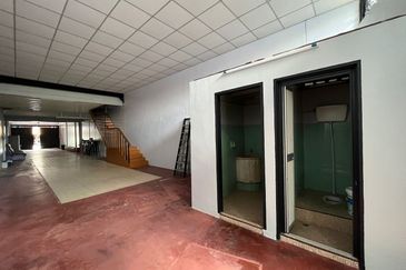 Double Storey Shoplot at Pekan Cina Alor Setar For Rent