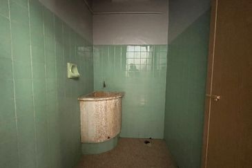 Double Storey Shoplot at Pekan Cina Alor Setar For Rent