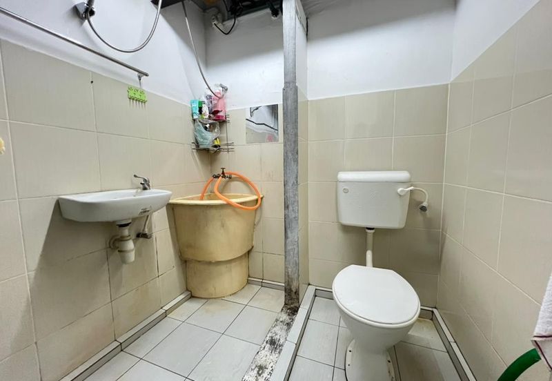 Flat Taman Derga Perdana Jalan Datuk Kumbar Alor Setar For Sale