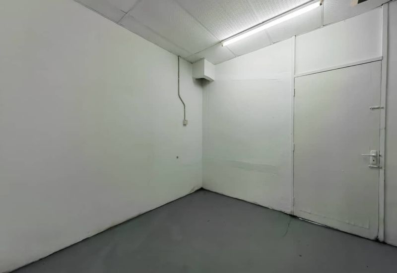 Jalan Seberang Perak