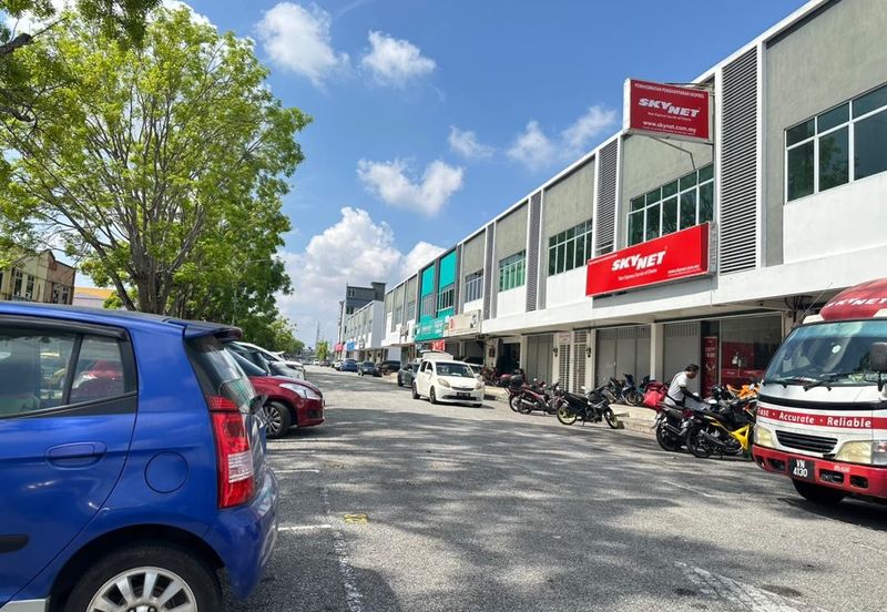 Taman Perniagaan Senangin