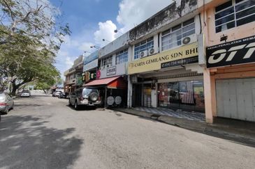 Facing Main Road First Floor Shoplot Taman Pandan Mergong Alor Setar