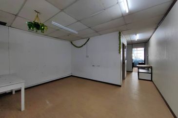 Facing Main Road First Floor Shoplot Taman Pandan Mergong Alor Setar