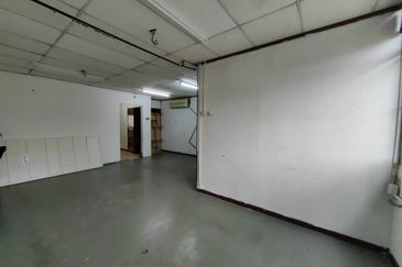 Facing Main Road First Floor Shoplot Taman Pandan Mergong Alor Setar