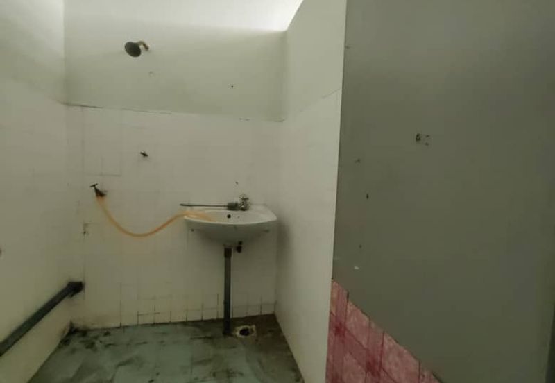 Facing Main Road First Floor Shoplot Taman Pandan Mergong Alor Setar