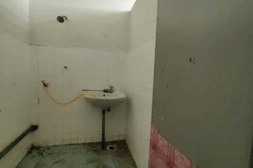 Facing Main Road First Floor Shoplot Taman Pandan Mergong Alor Setar