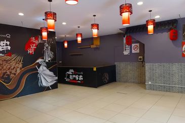 Whole Unit Corner Lot 3 Storey Shoplot at LITC Jalan Putra / Mergong For Rent