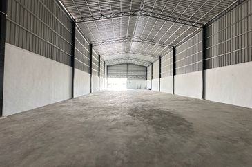 Facing Main Road Warehouse Simpang Empat Alor Setar For Rent