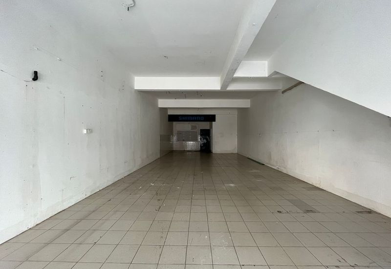 Ground Floor Shoplot Near Aman Central at Alor Setar For Rent