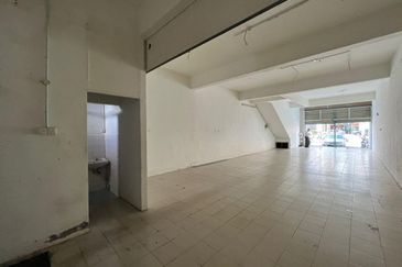 Ground Floor Shoplot Near Aman Central at Alor Setar For Rent