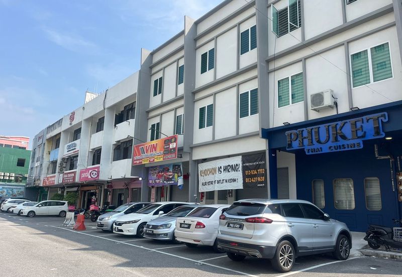 Ground Floor Shoplot Near Aman Central at Alor Setar For Rent