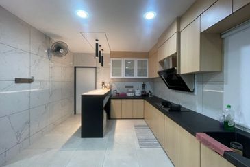 TAMAN SERI MAKMUR (151 KUBANG ROTAN)