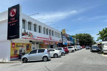 Jalan Datuk Kumbar