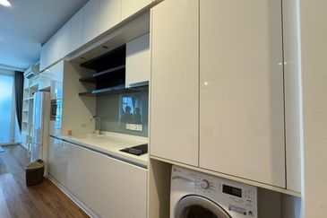 Face Platinum Suites