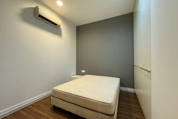 Face Platinum Suites