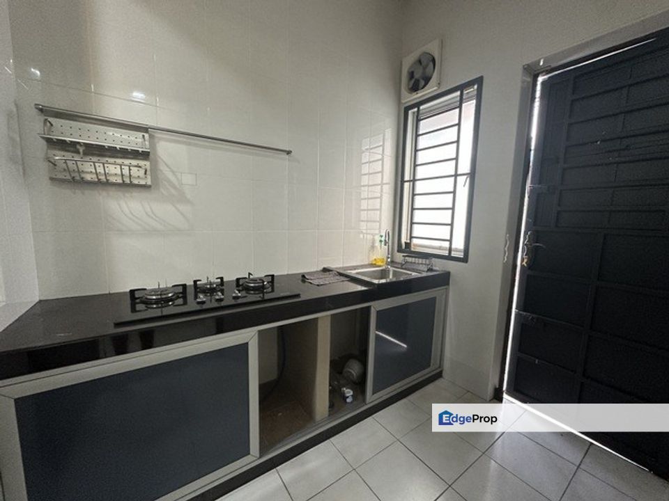 Taman Setia Tropika, Johor, Setia Tropika