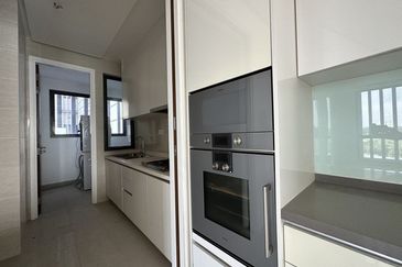 The Astaka @ 1 Bukit Senyum