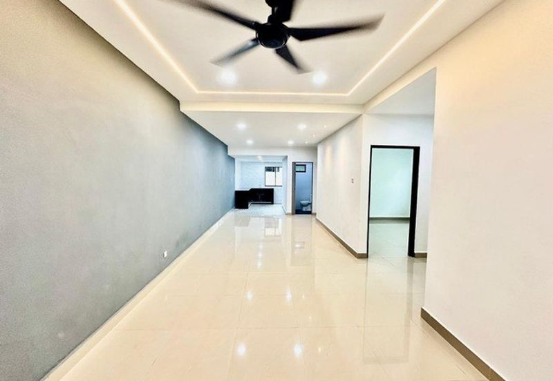 Taman Rinting 1 Storey Terrace House with 10 Feet Land for Sale