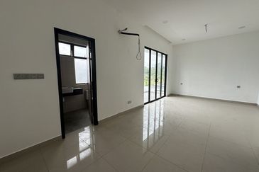 Taman Denai Alam, Pasir Gudang 2 Storey Cluster House for Sale