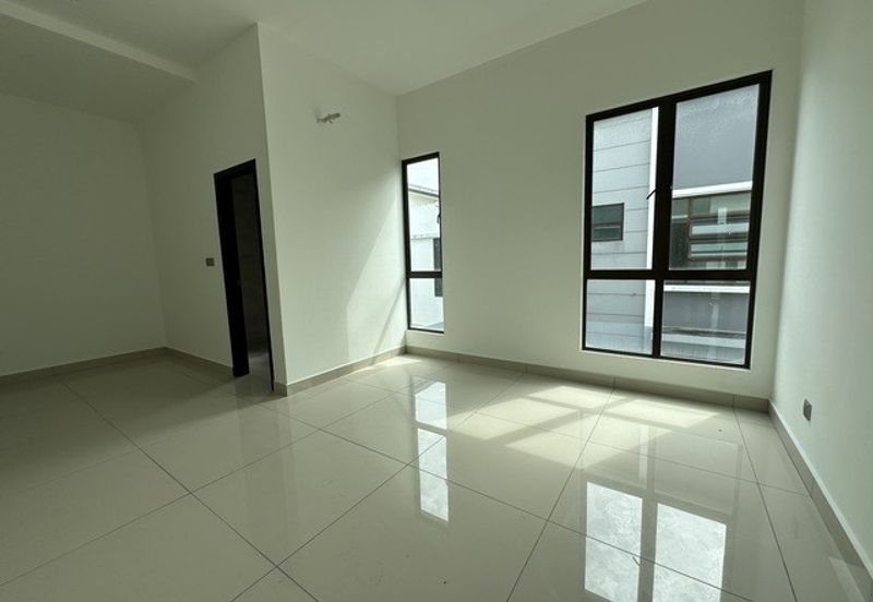 Taman Denai Alam, Pasir Gudang New 2 Storey Link Bungalow for Sale