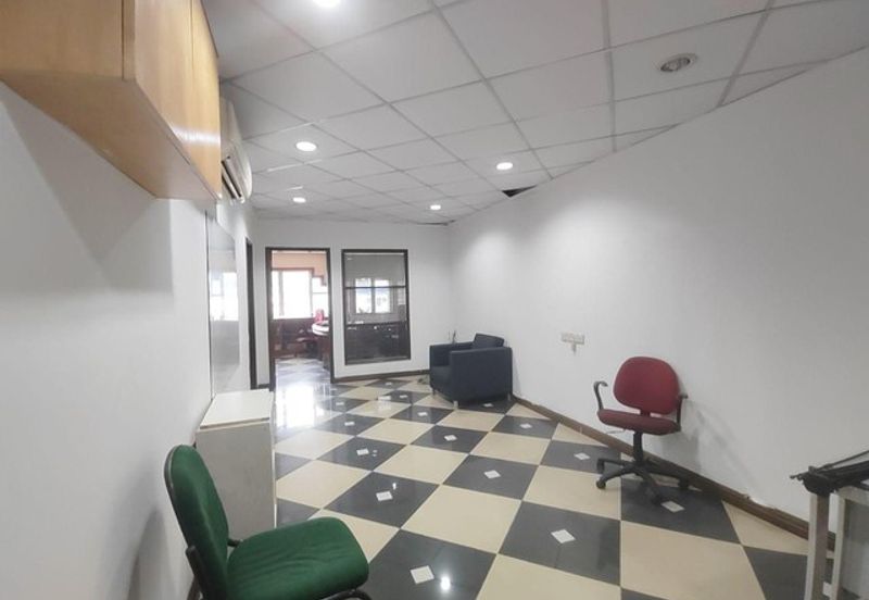 Jalan Taming Permai 1 Seri Kembangan 3 Storey Shoplot for Rent