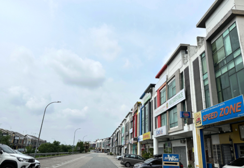 Setia Tropika 3 Storey Shoplot for Sale