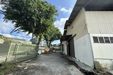 Tampoi Single Storey Detached Factory for Sale