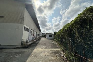 Tampoi Single Storey Detached Factory for Sale